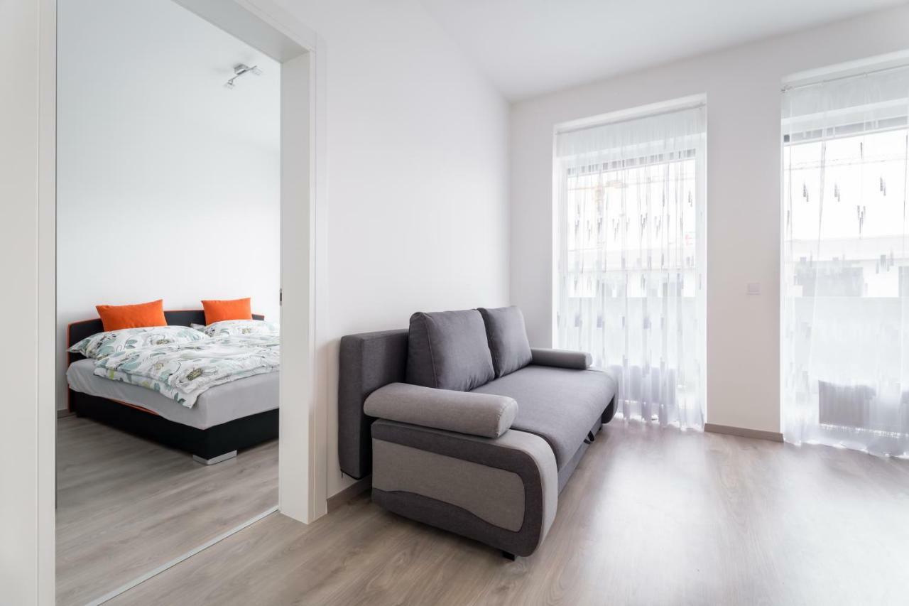 Bpr Chic White Home With Terrace & A/C & Garage Budapest Luaran gambar