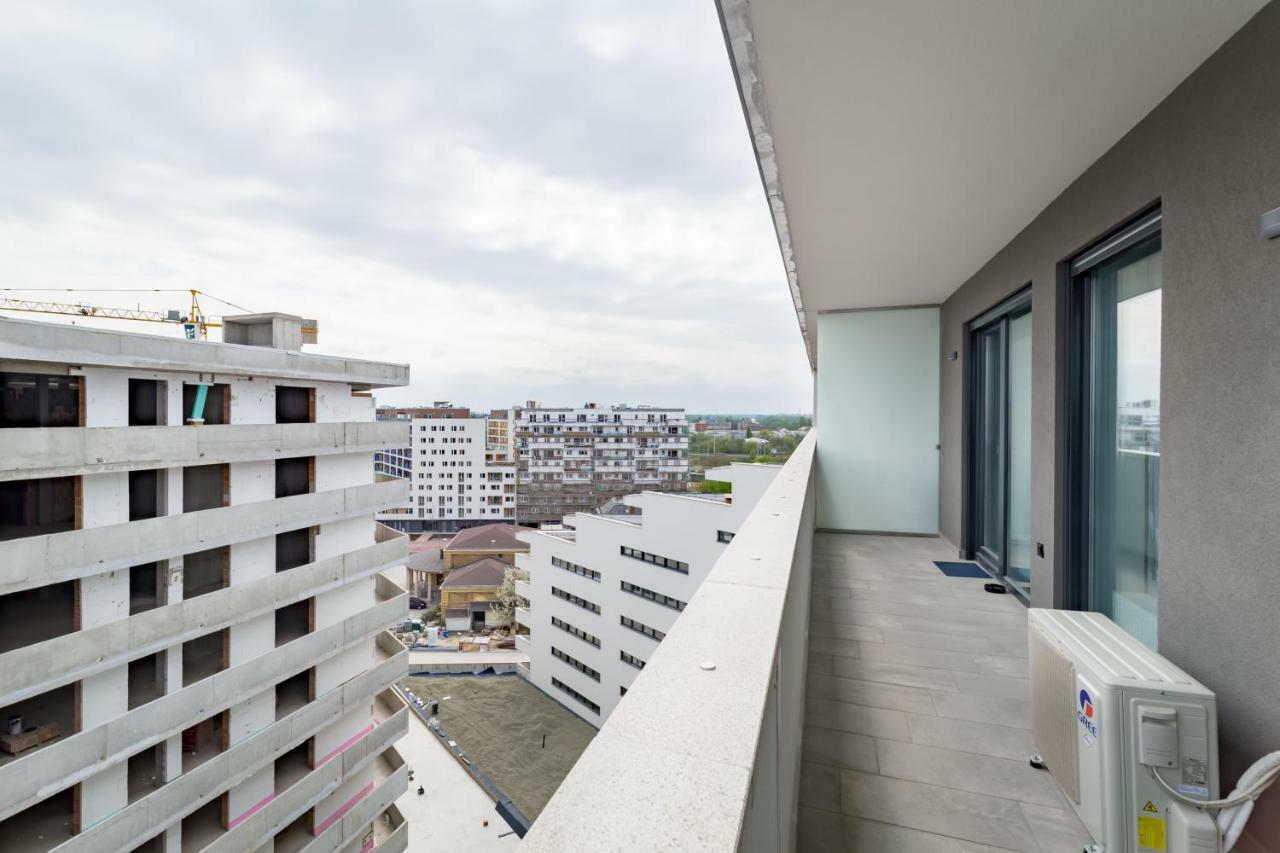 Bpr Chic White Home With Terrace & A/C & Garage Budapest Luaran gambar